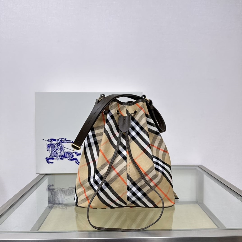 B**rry bucket bags